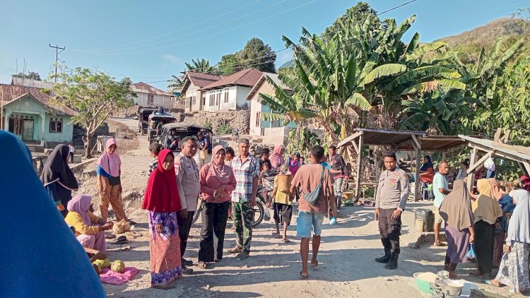 Polsubsektor Pantar Timur Gencarkan Patroli di Pasar Bakalang, Jaga Kamtibmas Tetap Kondusif
