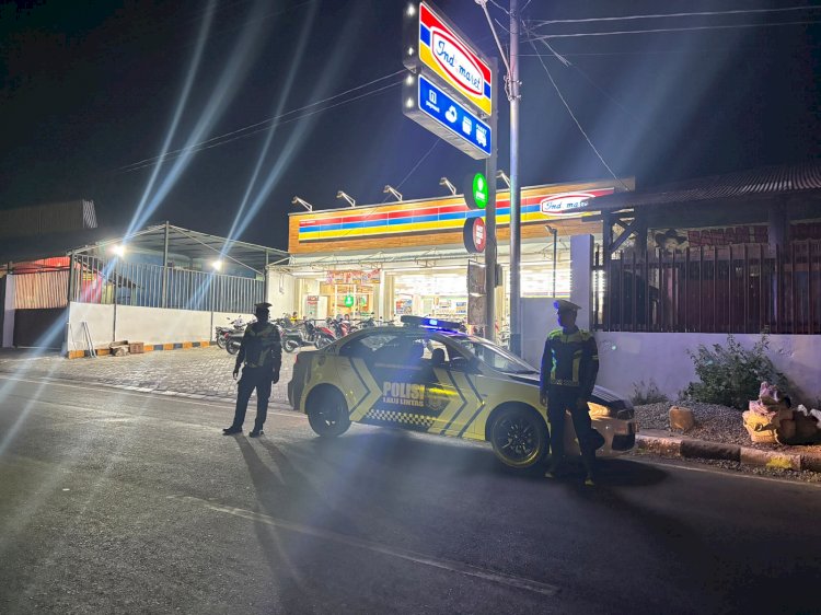 Satlantas Polres Alor Gelar Patroli Malam, Ajak Pengendara Tertib Berlalu Lintas