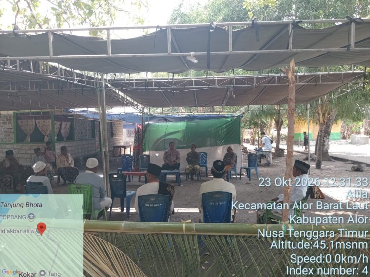 Polsek Alor Barat Laut Gelar Jumat Keliling di Masjid Jihadulhaq, Ajak Warga Jaga Kamtibmas