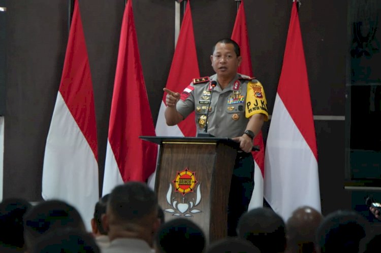 Kapolda NTT Irjen Pol. Reza Arief Dewanto Tekankan Brimob Harus Siap Jadi First Responder, Hadir Memberi Solusi bagi Masyarakat