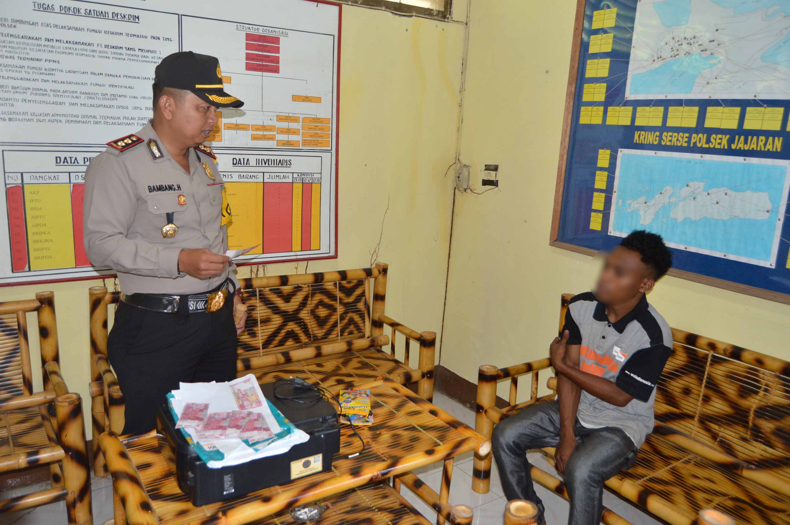 PENGEDAR UANG PALSU DITANGKAP SAT RESKRIM POLRES ALOR