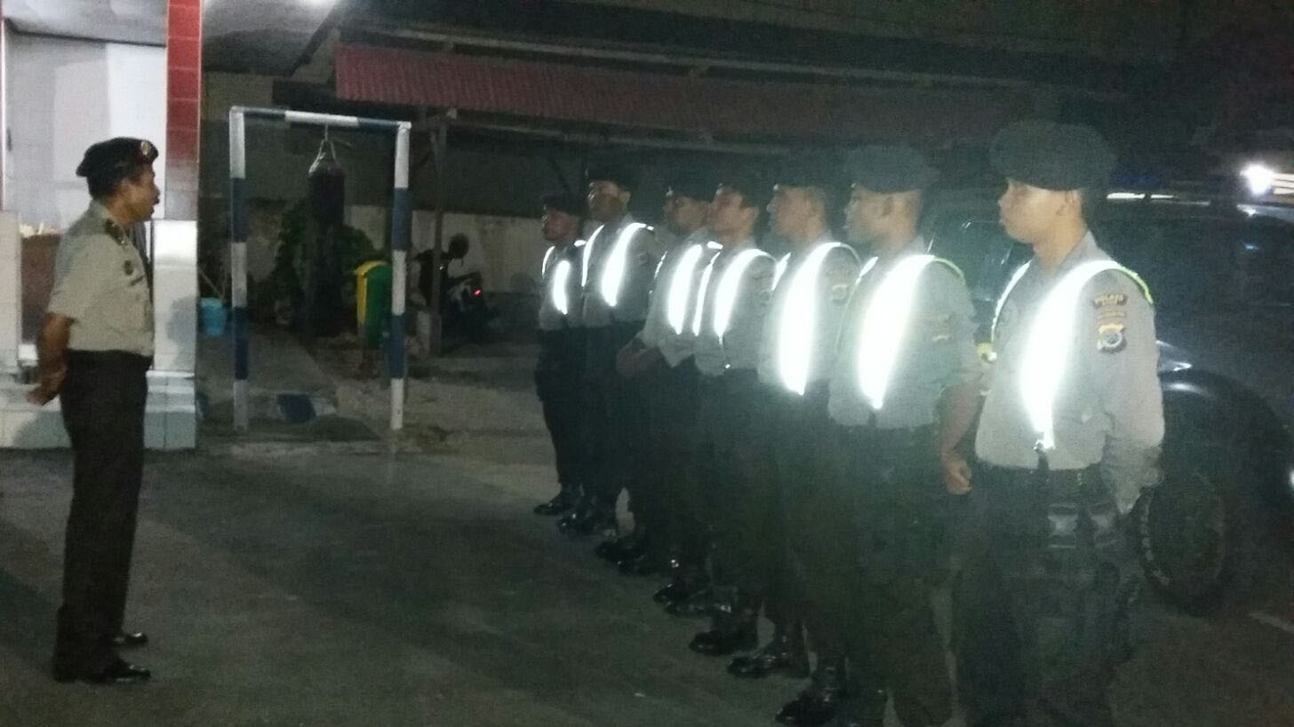 DALAM RANGKA SIAGA SATU POLRES ALOR GELAR PATROLI MALAM