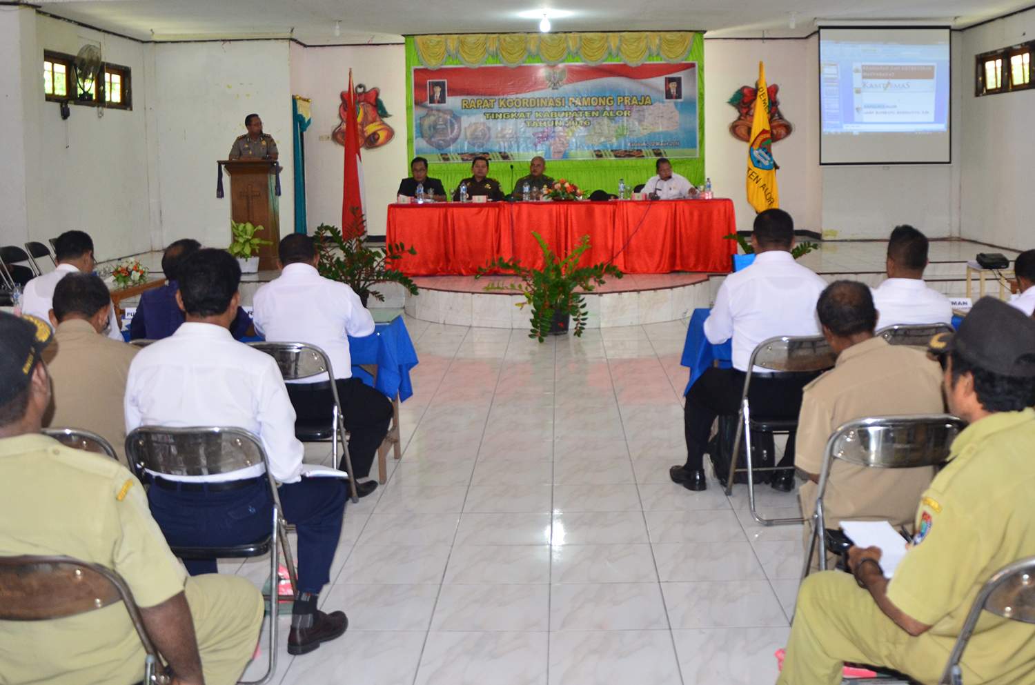 Kapolres Alor Berikan Paparan Dalam Rakor Pamong Praja Kabupaten Alor