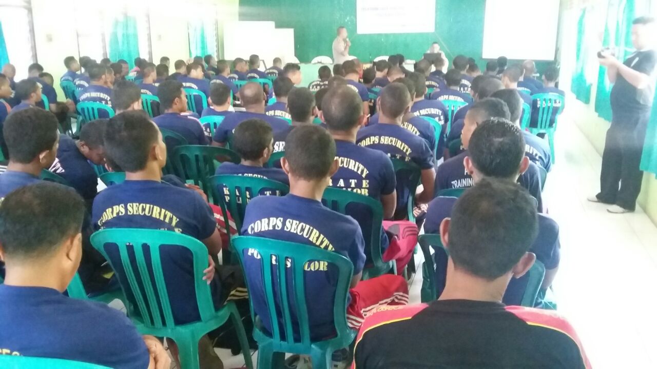 Kabag Ops Polres Alor Berikan Arahan Kepada Siswa Pelatihan Gada Pratama Satpam Gel II Polda NTT