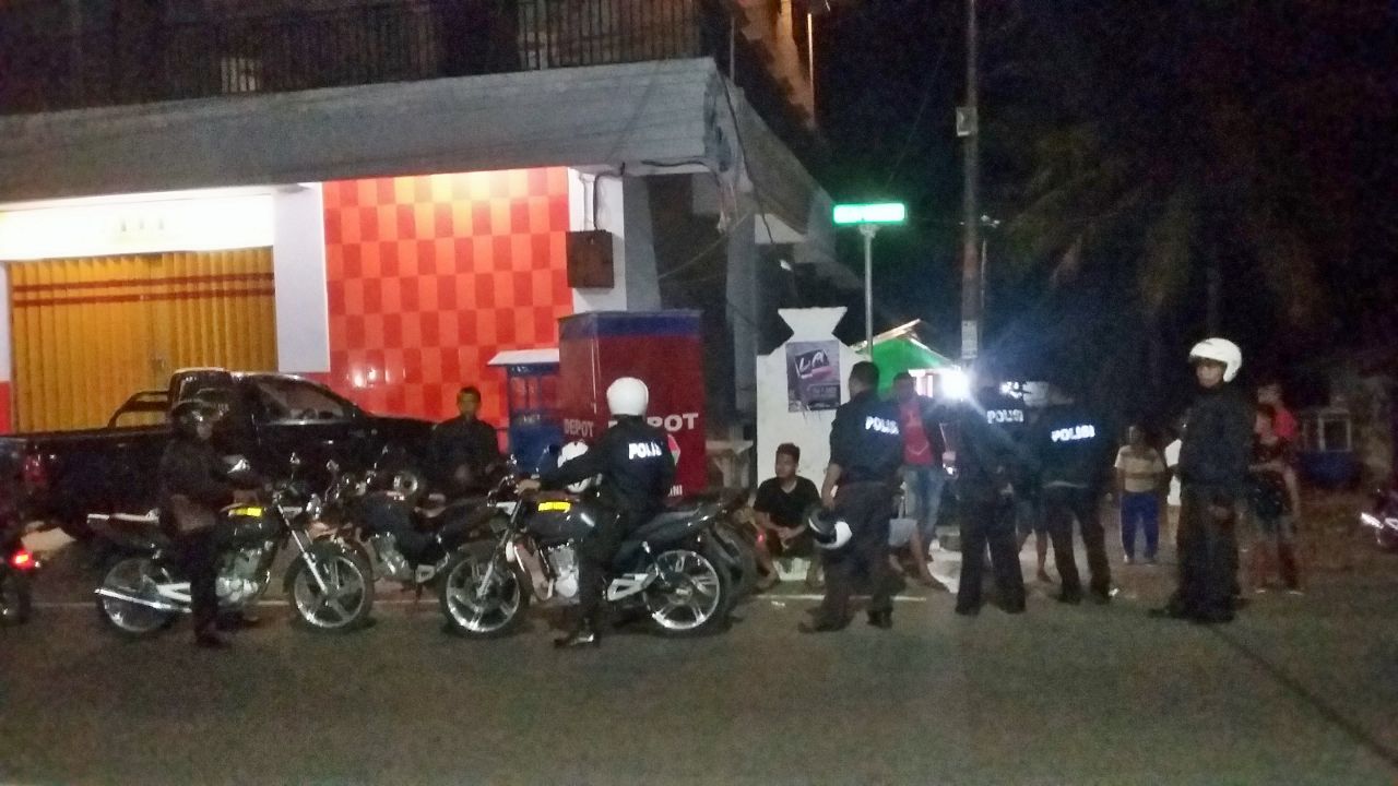 Jaga Kamtibmas, Bhabinkamtibmas Polres Alor Tiada Hentinya Lakasanakan Patroli Dialogis