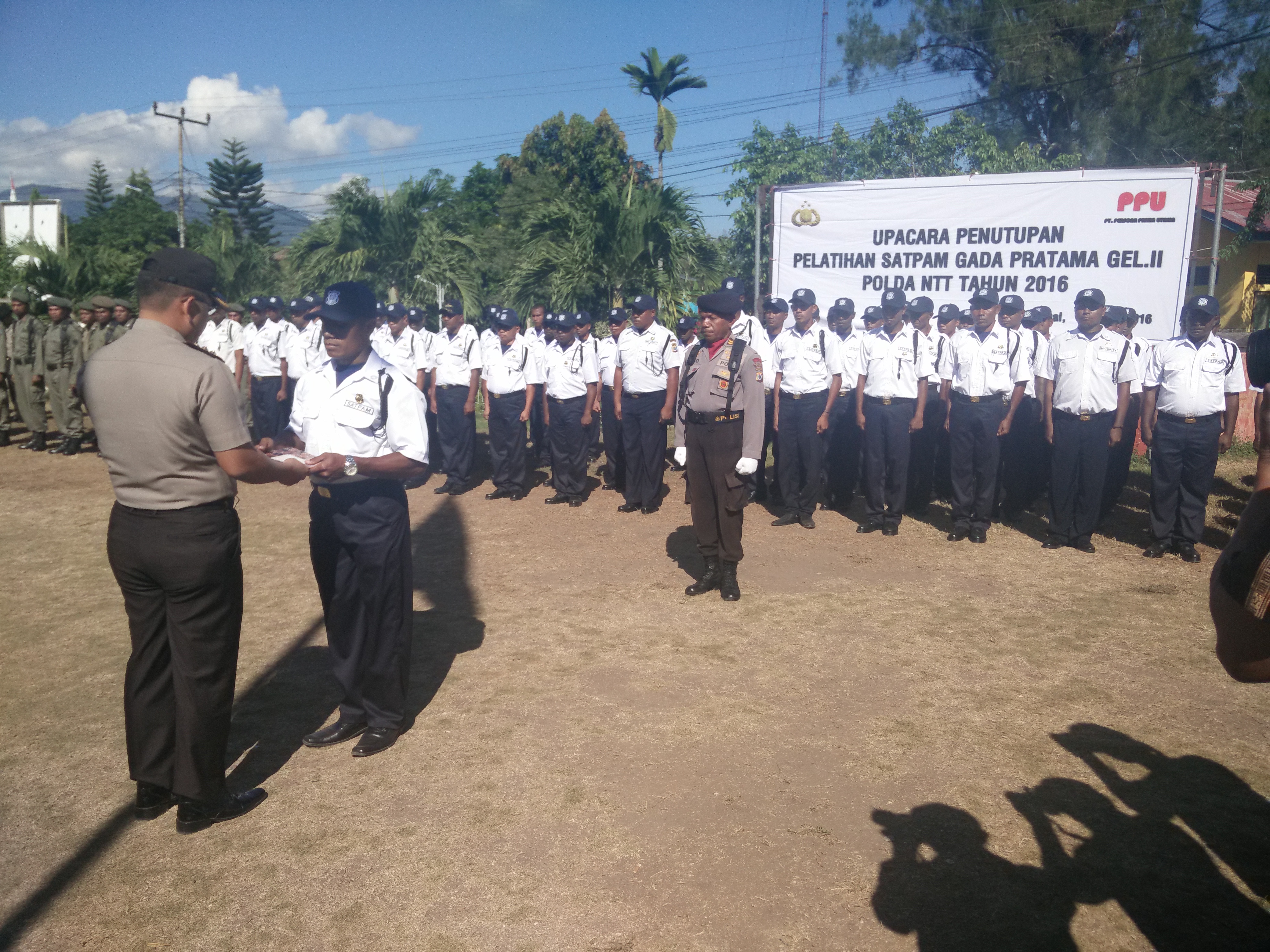 Kapolres Alor, Tutup Pelatihan Satpam Gada Pratama Tahun 2016