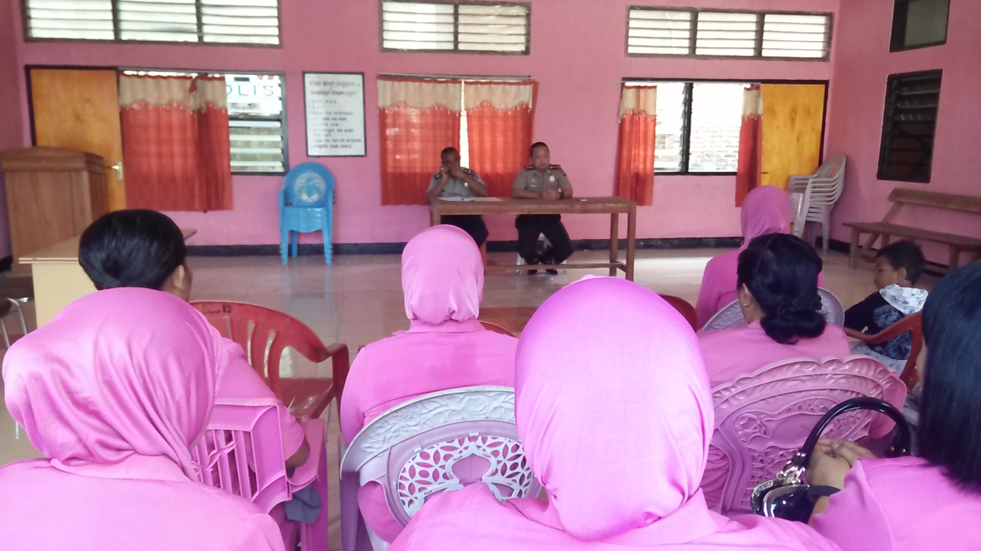 Sambut HUT Bhayangkara ke 70, Polres Alor Gelar Lomba Pemasangan Atribut