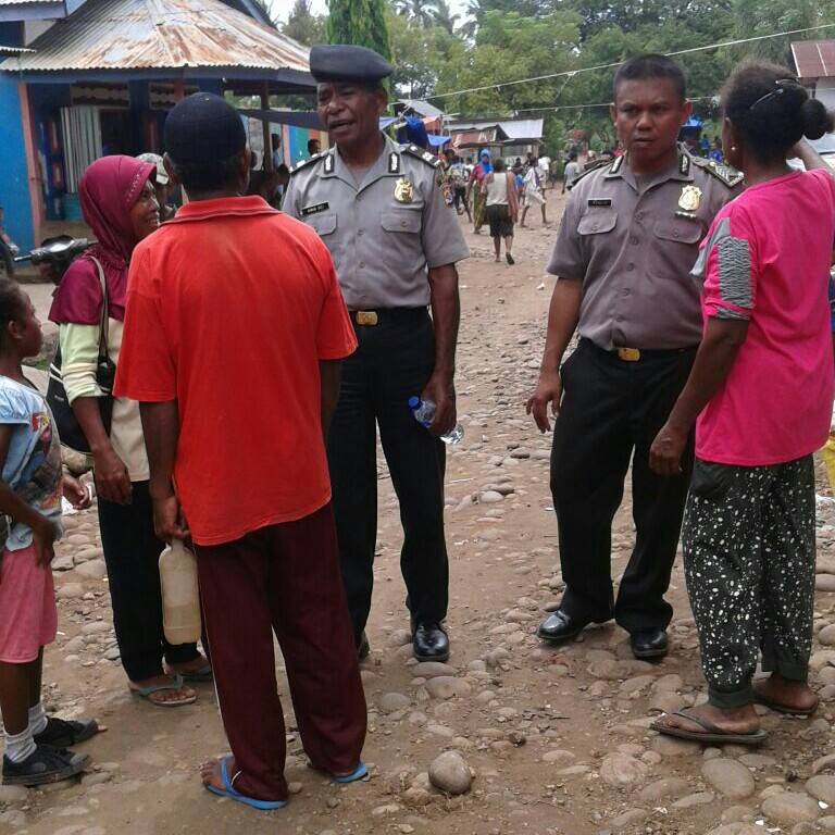 POLSEK ABAD MELAKSANAKAN GIAT SAMBANG PASAR