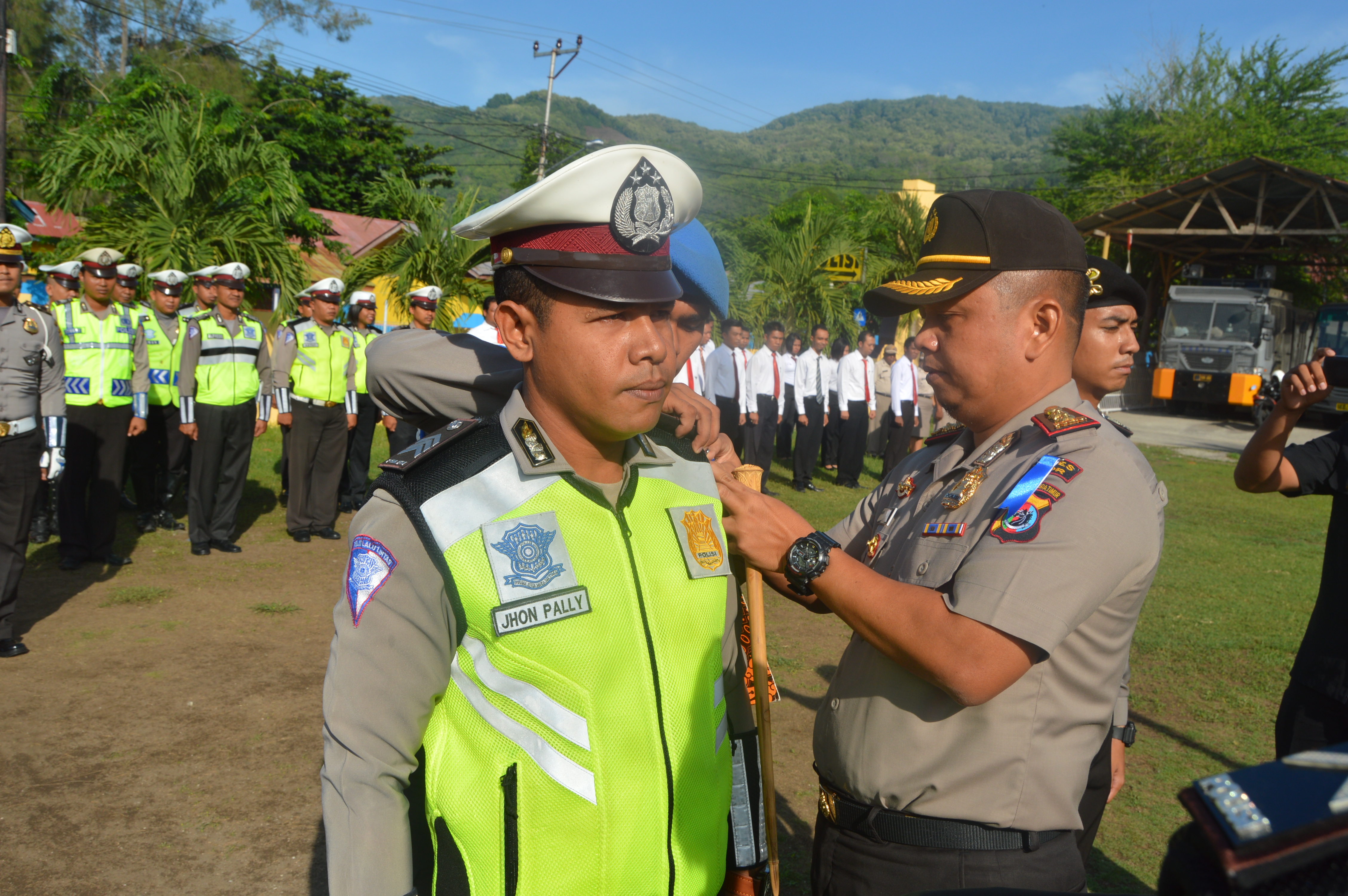 Polres Alor Melaksanakan Apel Gelar Pasukan Operasi Sebra Turangga 2016