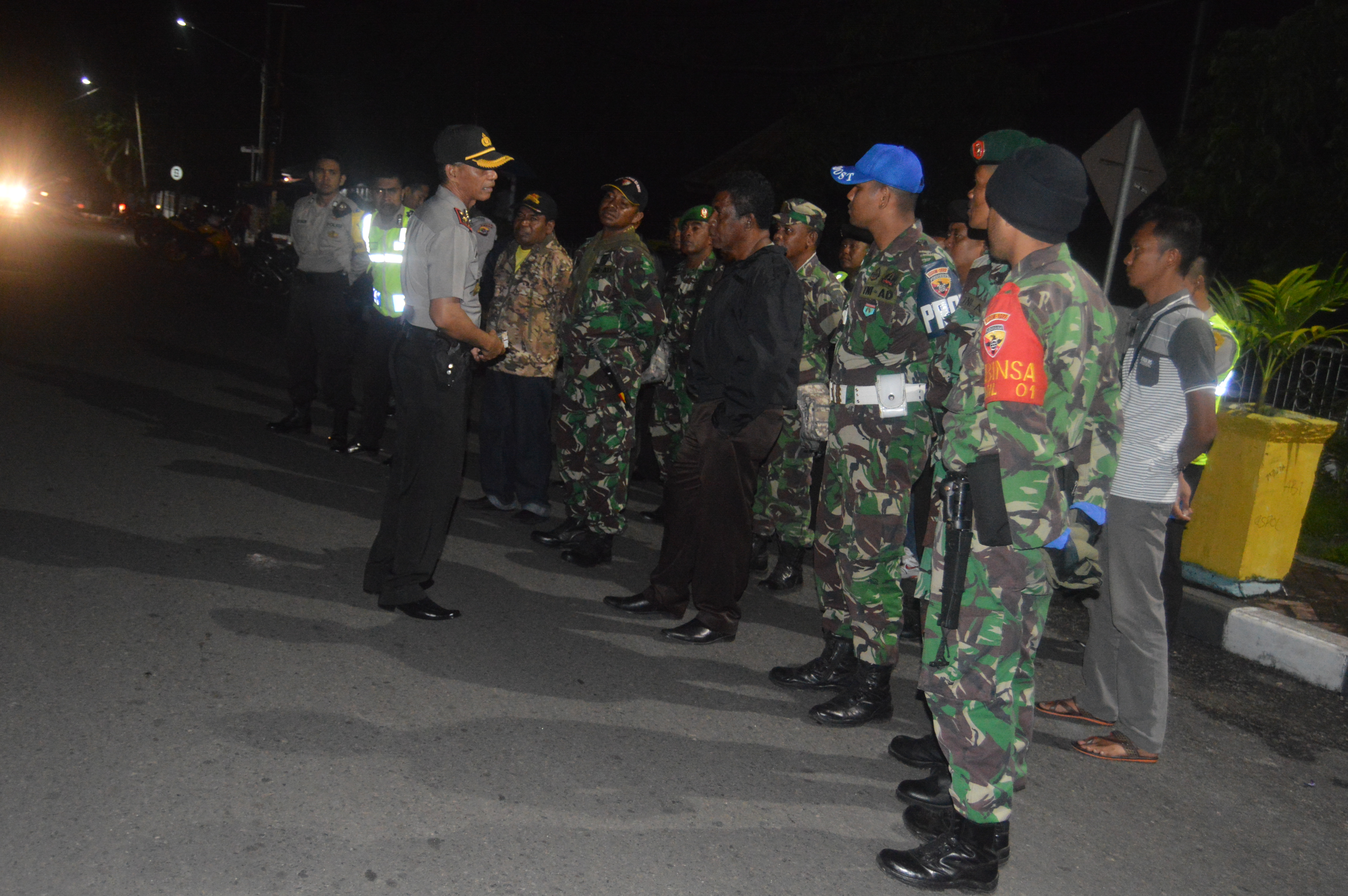 CIPTAKAN KAMTIBMAS Di WILAYAH ALOR, POLRES ALOR GELAR PATROLI BERSAMA KODIM 1622 ALOR