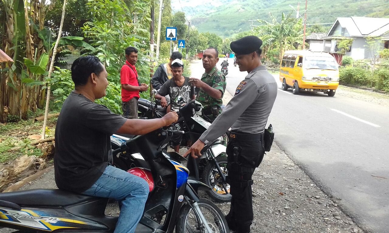 KEKOMPAKAN BHABINKAMTIBMAS DAN BABINSA CIPTAKAN DESA YANG AMAN