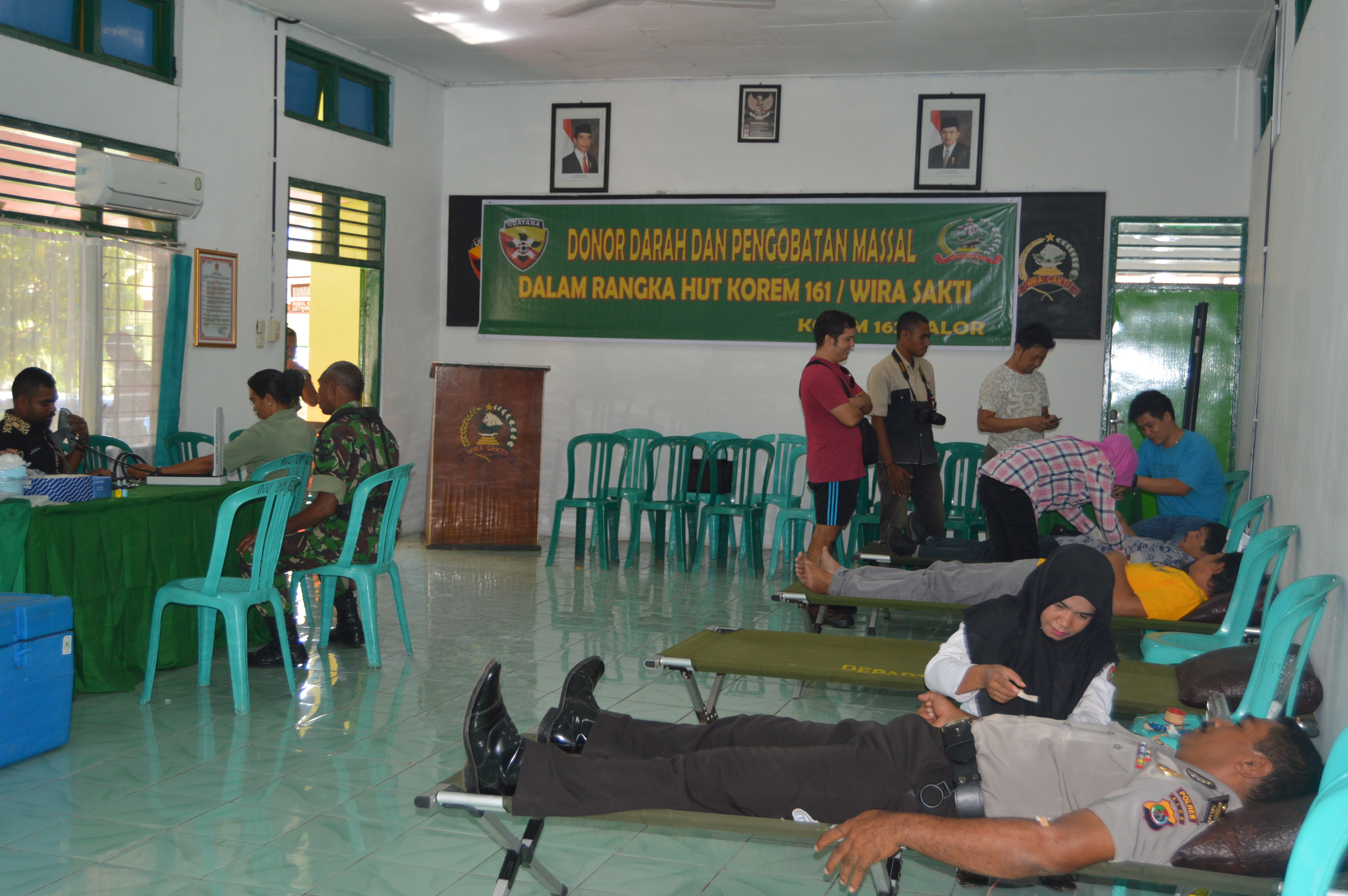 Peringatan HUT Korem 161 / Wira Sakti, Polres Alor Ikut  Donor Darah