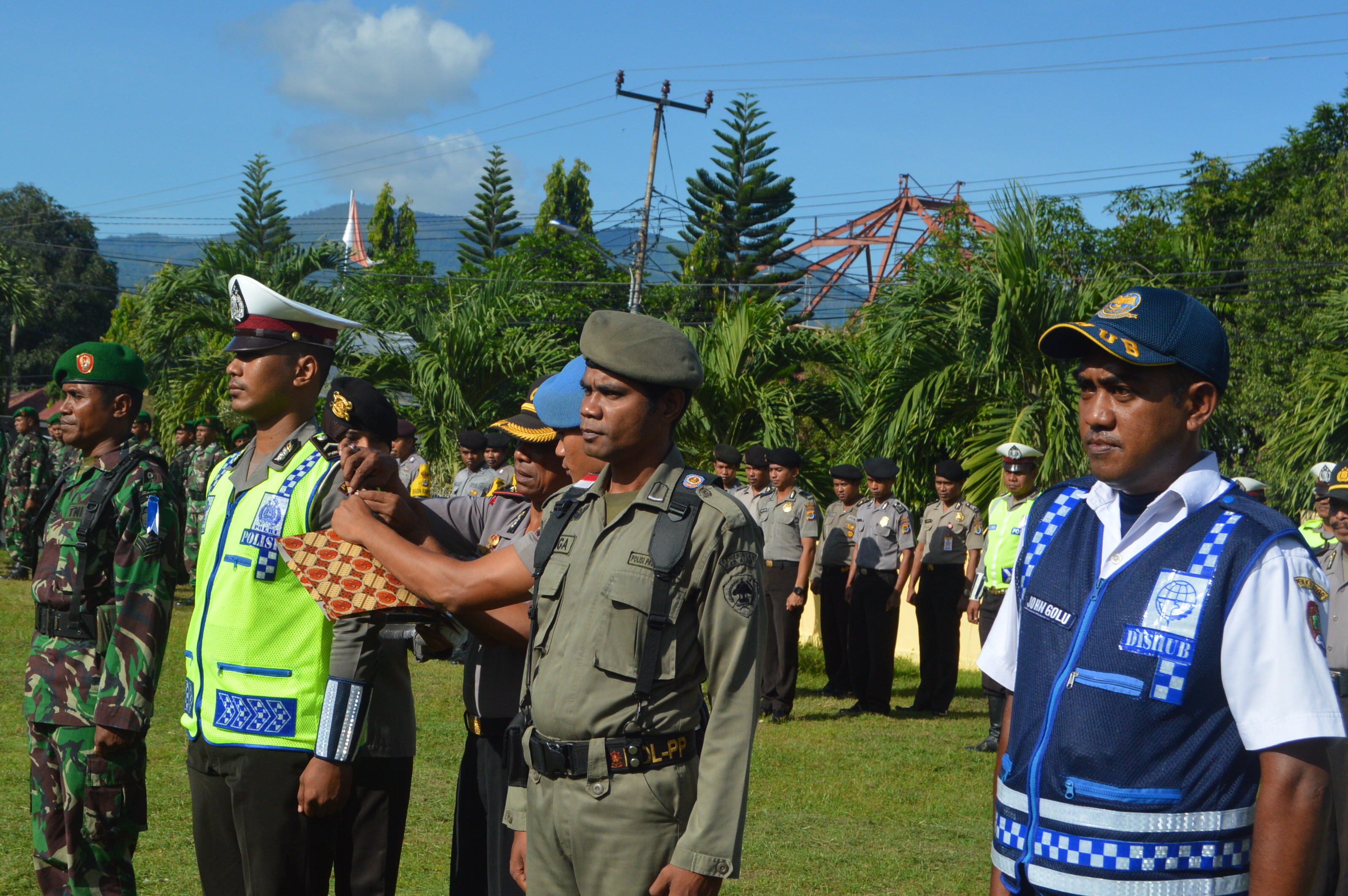 Waka Polres Alor Pimpin Apel Gelar Pasukan Ops Samana Santa Turangga 2017