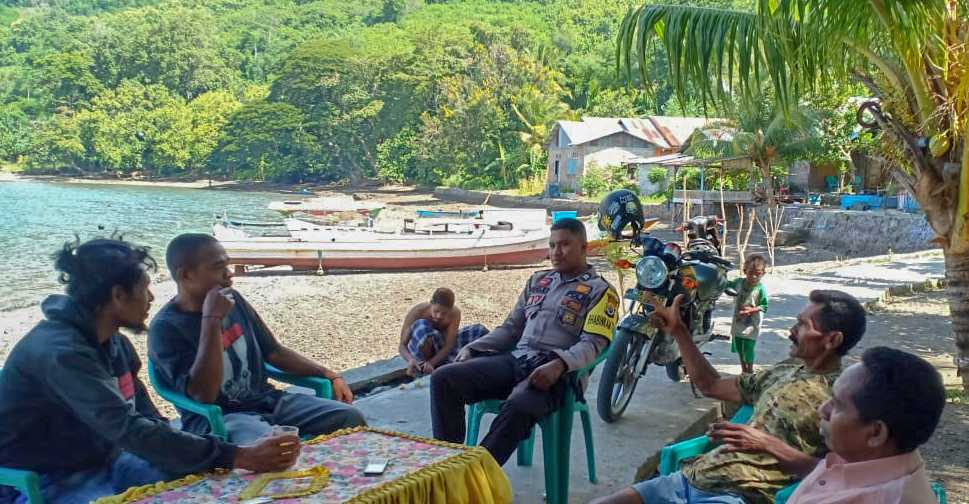 Sambang, Briptu Chairil Himbau Warga Peran Aktif Jaga Kamtibmas