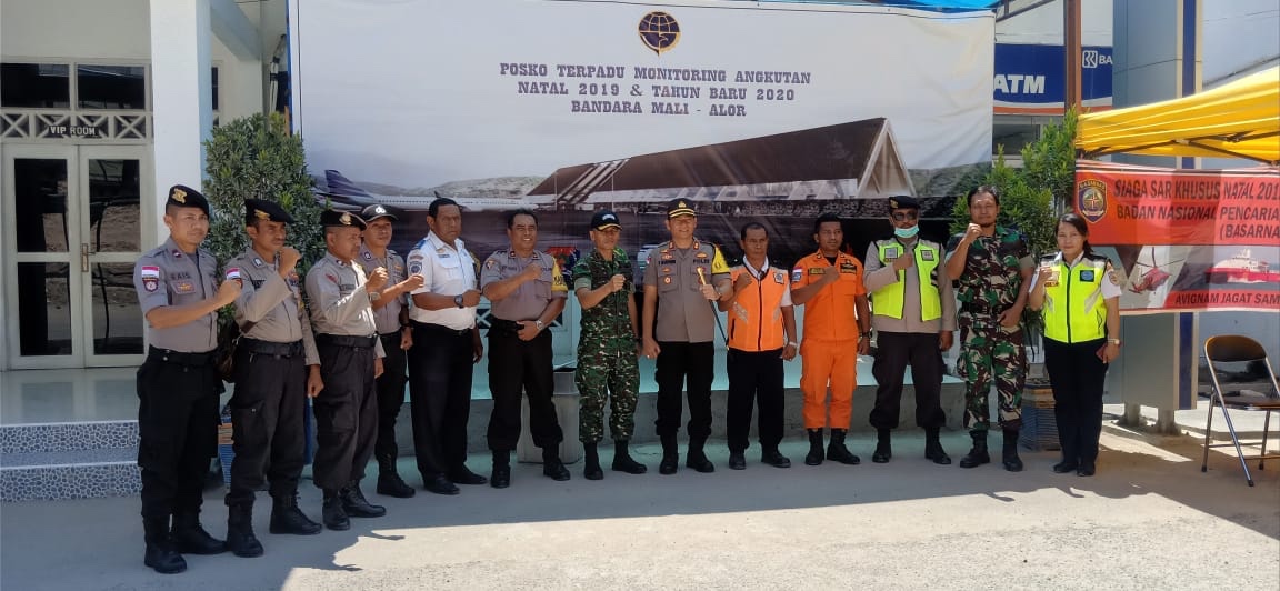 Dandim 1622 Alor Bersama Kapolres Alor Tinjau Pospam Natal 2019 dan Tahun Baru 2020