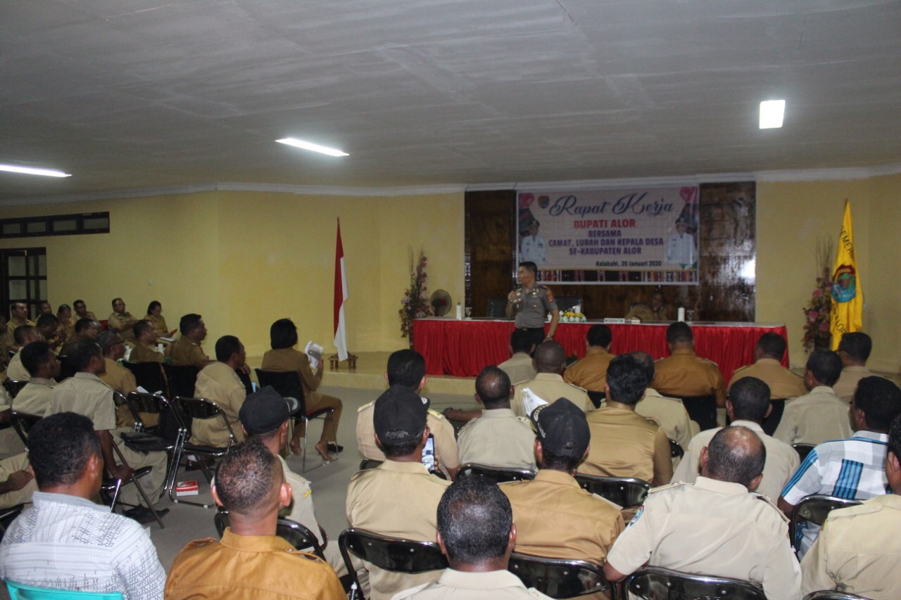 Kapolres Alor Hadiri Kegiatan Rapat Kerja Bupati Alor