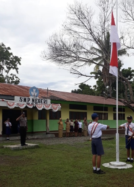 Ps. Kasium Polsek Alor Barat Daya Jadi Irup Di SMP Negeri Moru