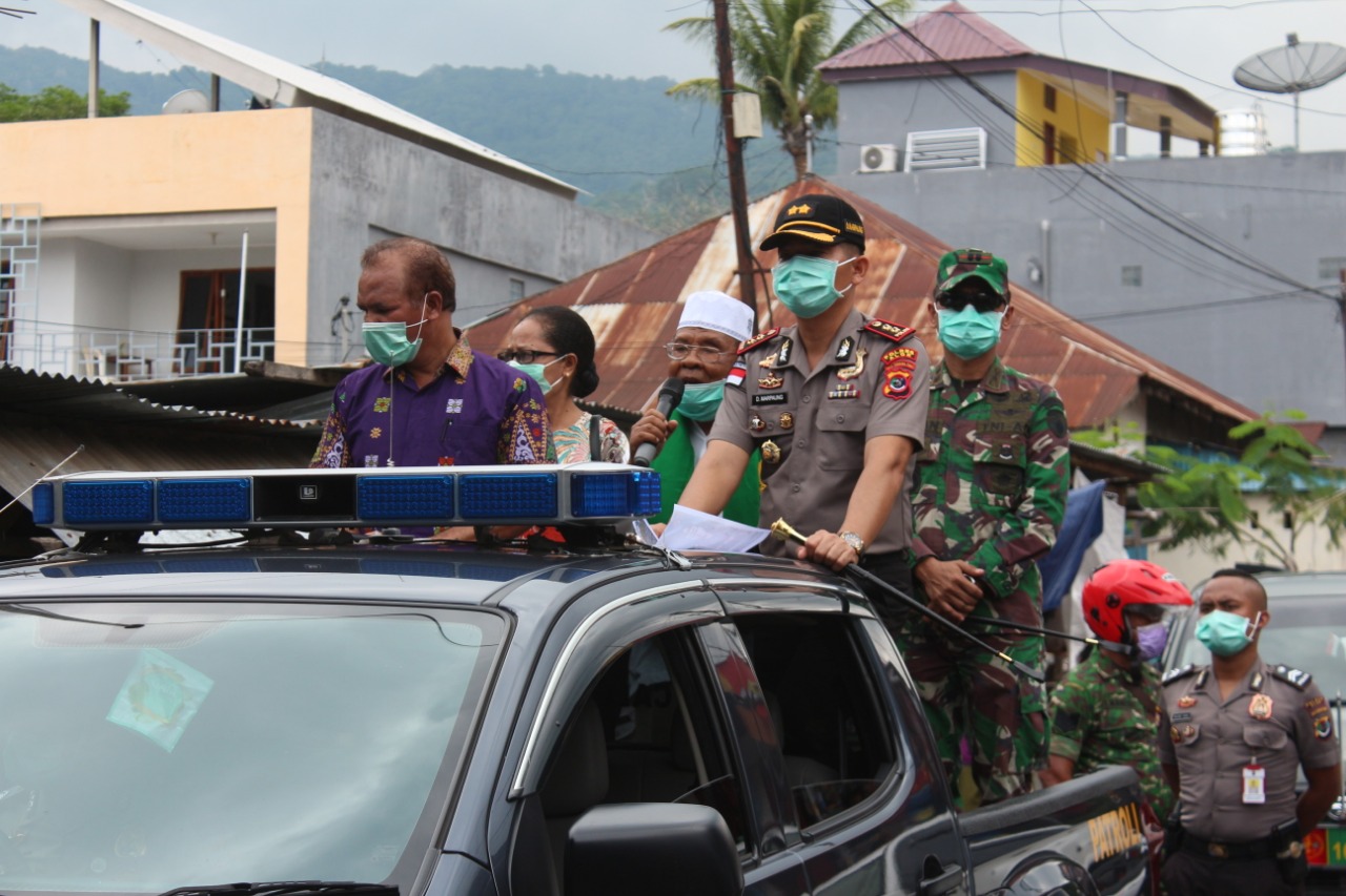 Kapolres Alor Dan Dandim 1622 Alor Bersama Tokoh Agama Kab. Alor Menyampaikan Maklumat Kapolri Dan Pola Hidup Sehat